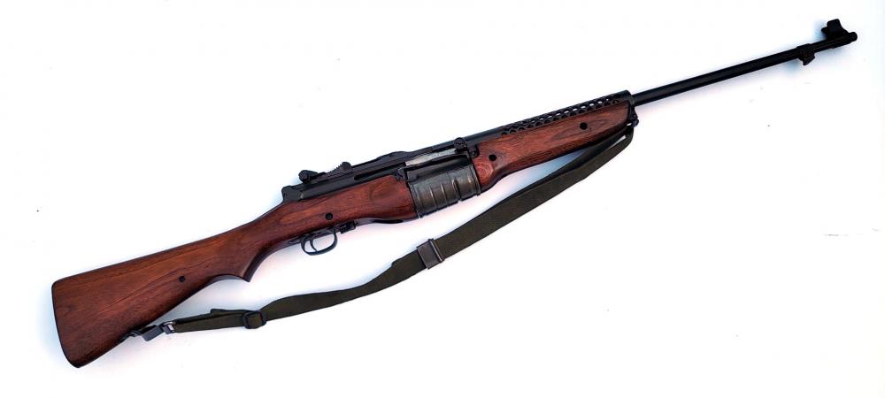 M1941 Johnson Rifle SN B0616 (1).jpg
